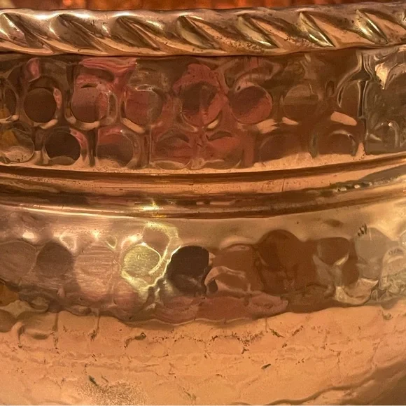 Hammered Copper Planter Ornate Brass Feet Handle Decorative Bowl Cauldron India - Picture 6 of 13
